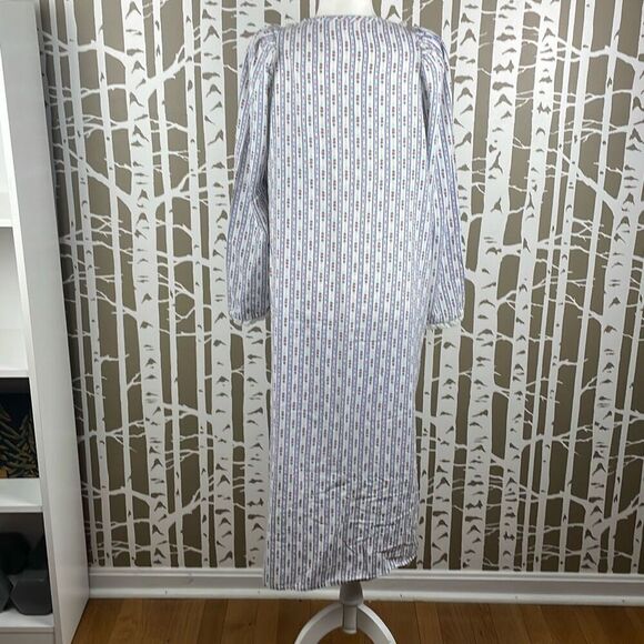 Vintage 70s Ditsy Floral Print Flannel House Dress Nightgown - Picture 4 of 9